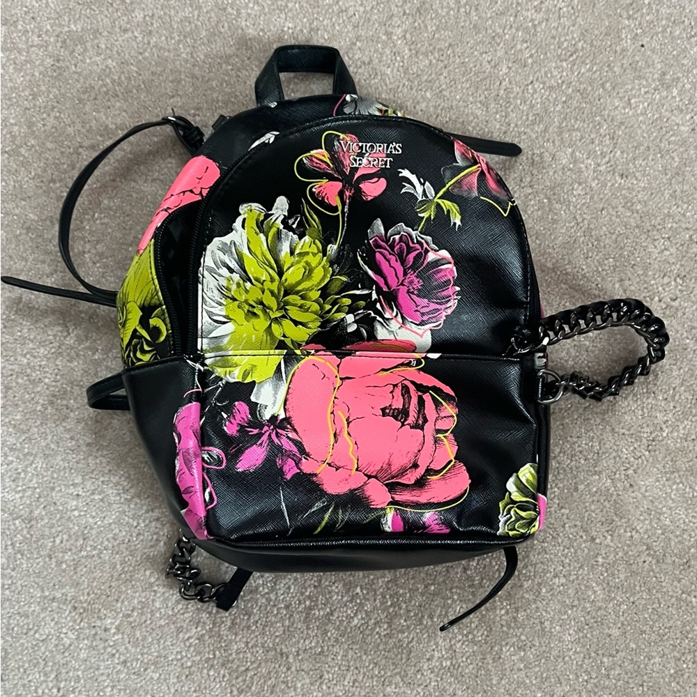 Victoria's Secret Black and Pink Mini- Backpack 🎒🌸🌼